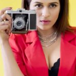Shraddha Das Instagram - Just because I love this song 😍📸🌹 📹 @snehzala Hyderabad City, India