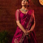 Shraddha Das Instagram - Dhee 14, Outfit : @varahi_couture Jewellery: @justjeweleryindia Ring : @shillpapuriidesignerjewellery Hair : @salomipillai Make up : @hareshwarp 📸 @ekorphotography Assisted by @rashmitha_reddy_junna #dhee #dhee14 #traditional #lehenga #indianvibes #dancerealityshow #judge #shraddhadas Hyderabad City, India