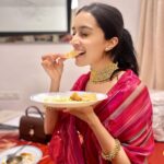 Shraddha Kapoor Instagram - Ghar Vaali DIWALI 🏡✨🪔🧡