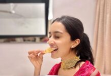 Shraddha Kapoor Instagram - Ghar Vaali DIWALI 🏡✨🪔🧡