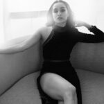 Shraddha Kapoor Instagram - Current Mood 🖤🤍