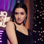 Shraddha Kapoor Instagram - SALE LIVE NOW!!! Get ready to slay as the AJIO All Stars Sale is live now with star-studded deals you just cannot miss. Shop from 10,00,000+ styles, 3,500+brands and get 50-90% off on your favorite fits! Sign up now and get Rs. 500 Off. Download the app and shop now! 💫💜 @ajiolife #AjioLove #HouseOfBrands #AllStarsSale #collab