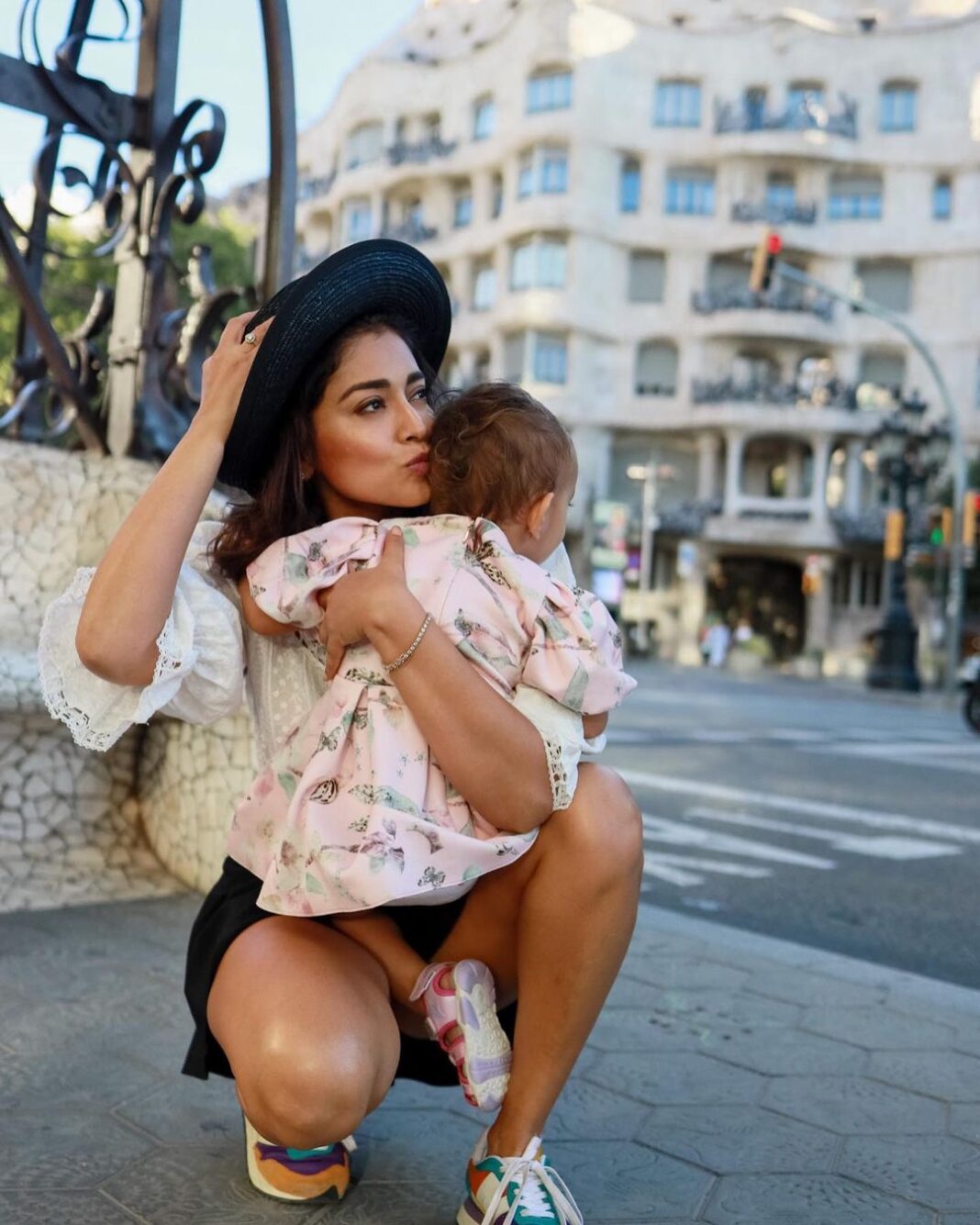 Shriya Saran Instagram - Just like that , august in Barcelona! Thank you @boiakowa for beautiful pictures #memories