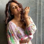 Shriya Saran Instagram - We did this photo shoot for music school poster !