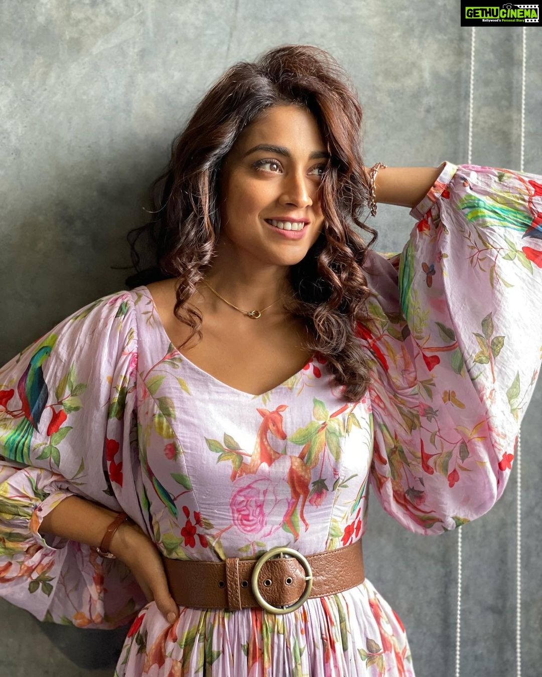 Shriya Saran Instagram - We did this photo shoot for music school poster !