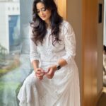 Shweta Tiwari Instagram – 🕊🕊🕊

@thechikanlabel
@stylingbyvictor 
@sohail__mughal___