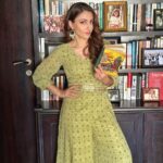 Soha Ali Khan Instagram - Booked 📚