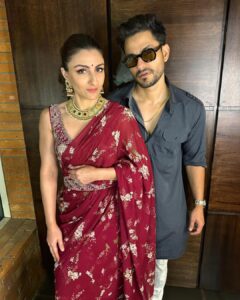 Soha Ali Khan Instagram - Shoulder to shoulder, getting older and bolder 🤔 ?#prediwali #vibes