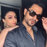 Soha Ali Khan Instagram – Shoulder to shoulder, getting older and bolder 🤔 ?#prediwali #vibes