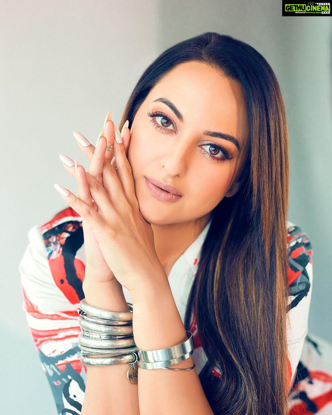 Sonakshi Sinha Instagram - #DoubleXL promotions - Day 1