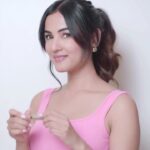 Sonal Chauhan Instagram - #Collab I took the #LashforAsh challenge with the L’Oreal Paris Lash Paradise Mascara. This has been a cult favourite product of mine for years. It gives my lashes that voluminous effect and takes it to literally paradise. Come take the #LashForAsh Challenge, recreate my reel and post the same on your feed tagging me & L'Oreal Paris. The best entry gets a chance to win exciting goodies #LashParadise #ParadiseEyes @lorealparis