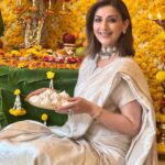 Sonali Bendre Instagram - Bappa. Modak. And my Icy ♥️ गणपति बाप्पा मोरया 🙏🏼