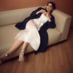 Sonali Bendre Instagram - In between shots… 📸