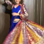 Sonali Bendre Instagram - An ode to this 20 year old @abujanisandeepkhosla vintage jacket… For the past 20 years, I have worn and re-worn this jacket multiple times, but now I CANNOT wear it anymore… it’s on the verge of disintegrating and now beyond repair… 😕 I had worn this piece last night, with the intent of bidding adieu to this wonderful masterpiece…retiring it with a last hurrah!! . . . #Vintage #Reuse #ReuseRevolution #VintageWear #Love #UpcycledClothing #OldIsGold