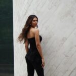 Sonam Bajwa Instagram - 🪐🪐