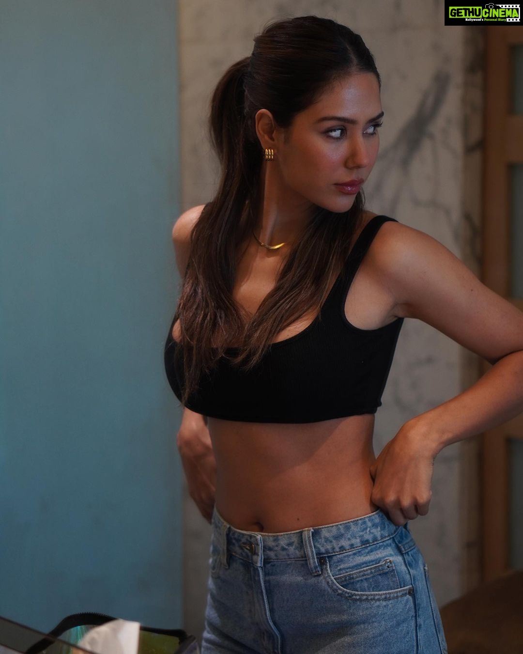 Sonam Bajwa - 764.5K Likes - Most Liked Instagram Photos