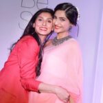 Sonam Kapoor Instagram - Happy birthday Perns… love ya.. @perniaq we mamas together 🍼 India