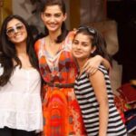 Sonam Kapoor Instagram - Happy birthday Perns… love ya.. @perniaq we mamas together 🍼 India