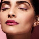 Sonam Kapoor Instagram - ☮️