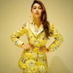 Sonarika Bhadoria Instagram - 💛🌼💛 📸 : @ashish_j_nakashe Styling : @arjunkumar_offical Outfit : @ranbirmukherjeeofficial Footwear : @paioshoes Jewellery : @swagcommunications @ethnicandaz Assistance : @styleby_antara @dhwaniivithalani_22 Mua : @mua_dipak_nayak