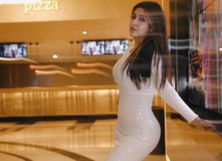 Sonarika Bhadoria Instagram - You Should See Me In A Crown 👑 🐉 📸 @ashish_j_nakashe Outfit @vivababe_trends Styled by @ruchika_jalan Mua @shelarpravin99 @kshelar13 Hair @gazal.rayan.524