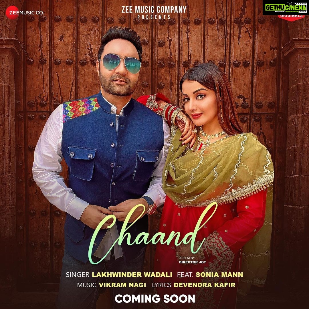 Sonia Mann Instagram - Caption – In the voice of #LakhwinderWadali, #Chaand, featuring #SoniaMann is a song that you can dedicate to your loved one ❤️ @lakhwinderwadaliofficial ✌️ : @lakhwinderwadaliofficial @soniamann01 @zeemusiccompany @maahidesignstudio @bimalbhanot @itsvikramnagi @wadalimusic @devendrakafir