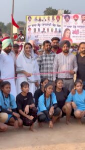 Sonia Mann Instagram - Thanks for inviting me on kabaddi Tournament Nandpur 🙏
#suppportsports
#kisanektazindabaad