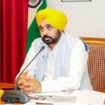 Sonia Mann Instagram - Happy Birthday Bhai 🎂✌️😊 @bhagwantmann1 ਆਸ ਕਰਦੇ ਹਾਂ ਤੁਸੀ ਪੰਜਾਬ ਨੂੰ ਹੋਰ ਤਰੱਕੀ ਦੀ ਰਾਹ ਤੇ ਲੈ ਕੇ ਜਾਵੋਗੇ 🙏