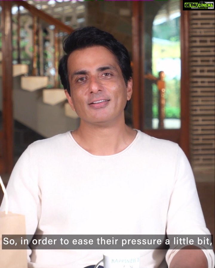 Sonu Sood Instagram - Delivery riders are human too. Do your bit to reduce the pressure on them with #NoPressureDelivery. Here’s how you can help.