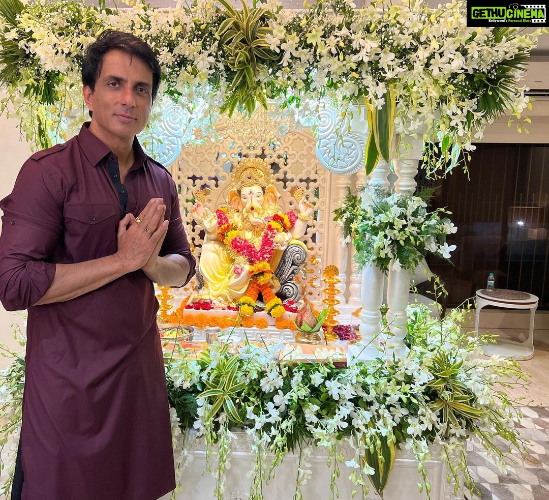 Sonu Sood Instagram - Ganpati Bappa Morya ❤️🙏