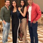 Sonu Sood Instagram - Many many happy returns of the day Ks. Have a stupendous year ahead. Keep bringing smiles on the needy faces. 🎂 @kulsumshadabwahab @hothurshahdabwahab