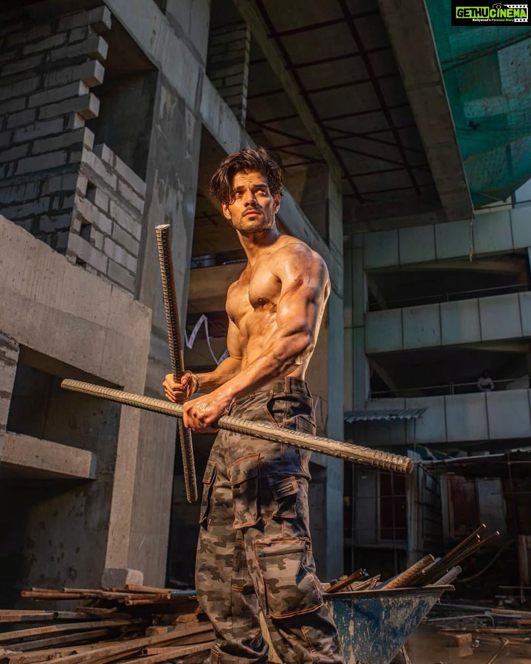 Sooraj Pancholi Instagram - “VENGEANCE”