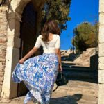 Sophie Choudry Instagram - Queen of her castle👑🏰💕 #castle #queenin #kusadasi #turkey #traveldiaries #istillbelieveinfairytales #nofilterneeded #sophiechoudry #makingmemories #gratitude #ootd #styleinspo Kusadasi Castle