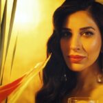 Sophie Choudry Instagram - #WorldOfWonder with Glenmorangie ft. Sophie Choudry | #HELLOContentStudio . They say, glamour is my middle name. Be it as a singer, performer, actor or a host, the stage is my happy place… my #WorldOfWonder! . We all can agree on one thing - some things never go out of style! Just like some Glenmorangie on the rocks... it’s kind of delicious and wonderful! . #Glenmorangie #Whisky #SingleMalt #DeliciousAndWonderful #HelloMagIndia #HelloIndia #Ad #Affliliate #SophieChoudry Drink Responsibly Disclaimer: Not to be viewed and not to be shared with anyone below the age of 25. . Wardrobe Courtesy: @redefinebyrd @queenbeeindia @nikhilthampi @karishma.joolry @bennusehgallofficial