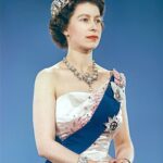 Sophie Choudry Instagram - Incredibly sad day…Growing up in England, for me She was the Monarchy. She was never meant to be Queen but there can never be another like her. A truly incredible woman who served her country with grace & dignity throughout her 70year reign. Rest In Peace, Your Majesty🙏🏼💔 #QueenElizabeth #endofanera #heartbroken