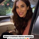 Sophie Choudry Instagram - Watch me become student & teacher as I crash a #GoriHai workshop on Teacher’s Day🤓❤️! Also @yasshkadamm you may be 22 but I love learning from you!! Tku everyone for showing so much love to me & the song🥹❤️ #happyteachersday #teachersday #workshop #dancereels #gorihai #sophiechoudry #indipop #OGpopdiva #90s #trending #newsong #music #party #explorepage #reelitfeelit #reels #gorihaichallenge #trendingsong