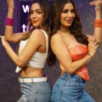 Sophie Choudry Instagram - If the ultimate hottie is grooving on #GoriHai then so should you!! Waiting for your reels!! Love you Malla.. no one quite like you🔥❤️ @malaikaaroraofficial #gorihai #sophiechoudry #malaikaarora #OG #diva #trending #reelitfeelit #trendingsongs Sophie Corset @thelabel.jenn 🎥 @ohmygosh_joe