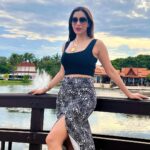 Sophie Choudry Instagram - Breathe in the beauty around you… Exhale gratitude🙏🏼❤️🧿 Been an incredible week and we are only just getting started💥 #gorihai #gratitude #trending #traveldiaries #giglife #thailand #mothernature #weekendvibes #sophiechoudry Thailand