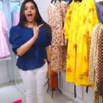 Sreemukhi Instagram – Have you checked out my UNLIMITED festive fashion looks? If you too want to look the most fashionable, rush to your nearest Unlimited store.
Also, here’s your chance to win big this festive season! Share your best festive fashion look Tag me & the Unlimited page, I will select the top 5 winners. 

And don’t forget to use #Fashion&Celebration.

So what are you waiting for? Go ahead and show your fashionable self with UNLIMITED now! #FestiveFashion #OOTD #UNLIMITED  #DussheraFashion #festivehaul
