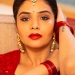 Sreemukhi Instagram - SAREGAMAPA ❤️✨ And that’s a wrap! Such an amazing season! Made some amazing memories! And this season is really close to my ❤️ Styling @impriyankasahajananda Outfit @srisuvarnamandir Jewellery @kushalsfashionjewellery PC @chinthuu_klicks Make up @nookesh.malla Hair- Mahesh #styledbypriyankasahajananda #sreemukhi #saregamapa #grandfinale #itsawrap
