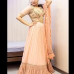 Sreemukhi Instagram - Peach out! ✨✨ For Bonala Jathara on @zeetelugu at 6pm today! 🥰✨ Styling @impriyankasahajananda Outfit @labelnurvi Earrings @kushalsfashionjewellery PC @chinthuu_klicks Make up @nookesh.malla Hair- Mahesh #sreemukhi #zeetelugu #bonalajathara #styledbypriyankasahajananda