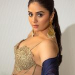 Sreemukhi Instagram - Launch of Mr.&Mrs. ✨ On @etvtelugu2708 @gnapikaentertainments ✨❤️ Styling @greeshma_krishna.k Outfit - @indusuresh_p Earrings - @yuvi_collections PC @chinthuu_klicks Makeup @nookesh.malla Hair @mahi_brand_ #sreemukhi #mr.&mrs #etv #gnapikaentertainments #styledbygkk