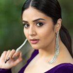 Sreemukhi Instagram - Aadivaaram with star maa parivaaram! ✨ On @starmaa every Sunday at 11 am! ✨ Styled by @impriyankasahajananda Outfit @charvi_by_aswini Jewellery @kushalsfashionjewellery PC @chinthuu_klicks Make up @nookesh.malla Hair @mahi_brand_ #sreemukhi #starmaa #aadivaaramwithstarmaaparivaaram #styledbypriyankasahajananda