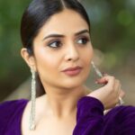 Sreemukhi Instagram - Aadivaaram with star maa parivaaram! ✨ On @starmaa every Sunday at 11 am! ✨ Styled by @impriyankasahajananda Outfit @charvi_by_aswini Jewellery @kushalsfashionjewellery PC @chinthuu_klicks Make up @nookesh.malla Hair @mahi_brand_ #sreemukhi #starmaa #aadivaaramwithstarmaaparivaaram #styledbypriyankasahajananda