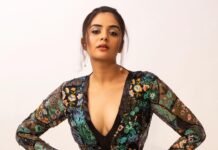 Sreemukhi Instagram - Dance ikon ✨ On @ahavideoin ✨ @oak_entertainments Styled by @greeshma_krishna.k Outfit - @thefrillsandbows Earrings - @priyanshi_collections PC @chinthuu_klicks Make up @nookesh.malla Hair - @mahi_brand_ #sreemukhi #danceikon #aha #oakentertainments #styledbygkk