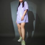 Sreemukhi Instagram - Dance ikon ✨ On @ahavideoin ✨ @oak_entertainments Styled by @greeshma_krishna.k PC @chinthuu_klicks Make up @nookesh.malla Hair - @mahi_brand_ #sreemukhi #danceikon #aha #oakentertainments #styledbygkk