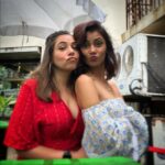 Sriti Jha Instagram – I love you Gagroo… I can’t believe I’m doing this on Instagram this year 
Tere jaisa yaar kaha bro
You are my home and my heart 
Love you forever
Happy birthday ❤️
@maanvigagroo