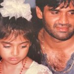 Suniel Shetty Instagram – My WORLD in this world 🖤 
#happydaughtersday❤️ #girl #life #world #myeverything #godsgreatestgift #mylife #mystrength #myweakness