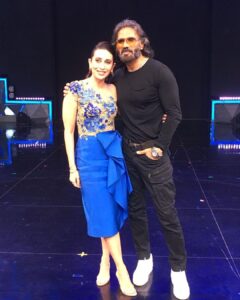 Suniel Shetty Instagram - Hi huku hi huku hai hai Hai  hai hai ❤️… aab kya bolu … Lolo forever 21 
@therealkarismakapoor @sonytvofficial #indiasbestdancerseason2