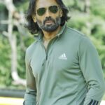 Suniel Shetty Instagram – Growing with the flow !
@mohan_cinephotography